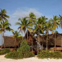 Azanzi Beach