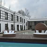 ANEW Hotel, Hilton