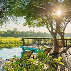 Umkumbe Safari Lodge Riverside