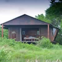 Makakatana Bay Lodge