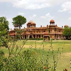 Lallgarh Palace